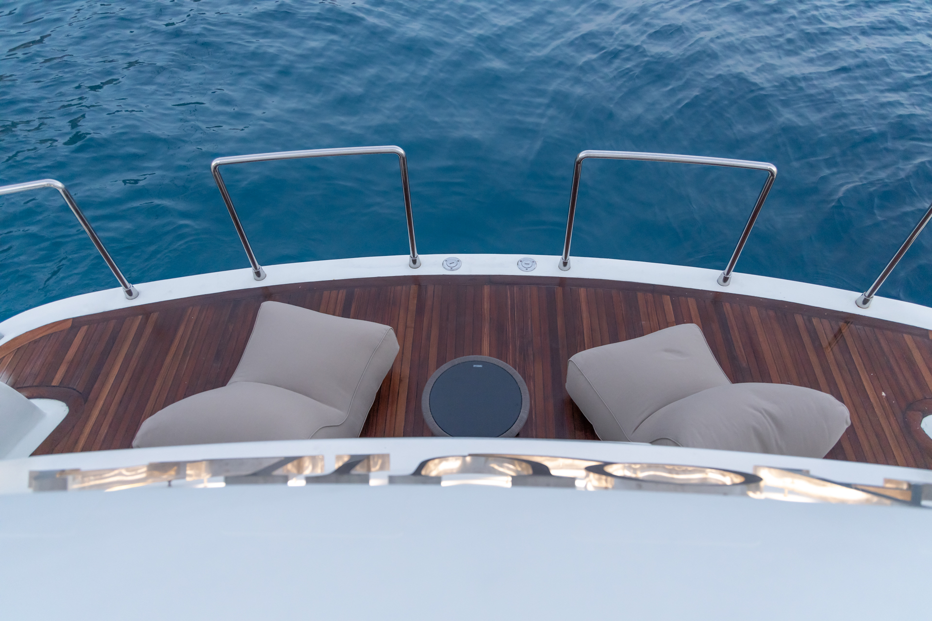 M/Y Aquila Yacht Charter