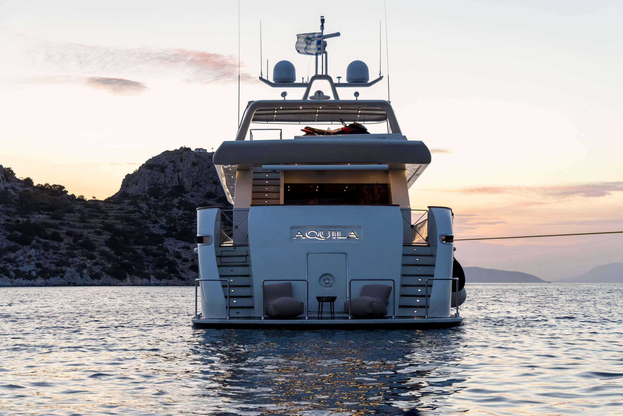 M/Y Aquila Yacht Charter
