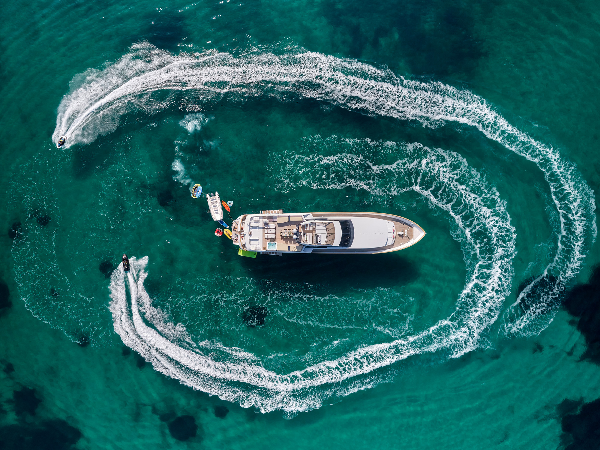 M/Y Lady Rina Yacht Charter