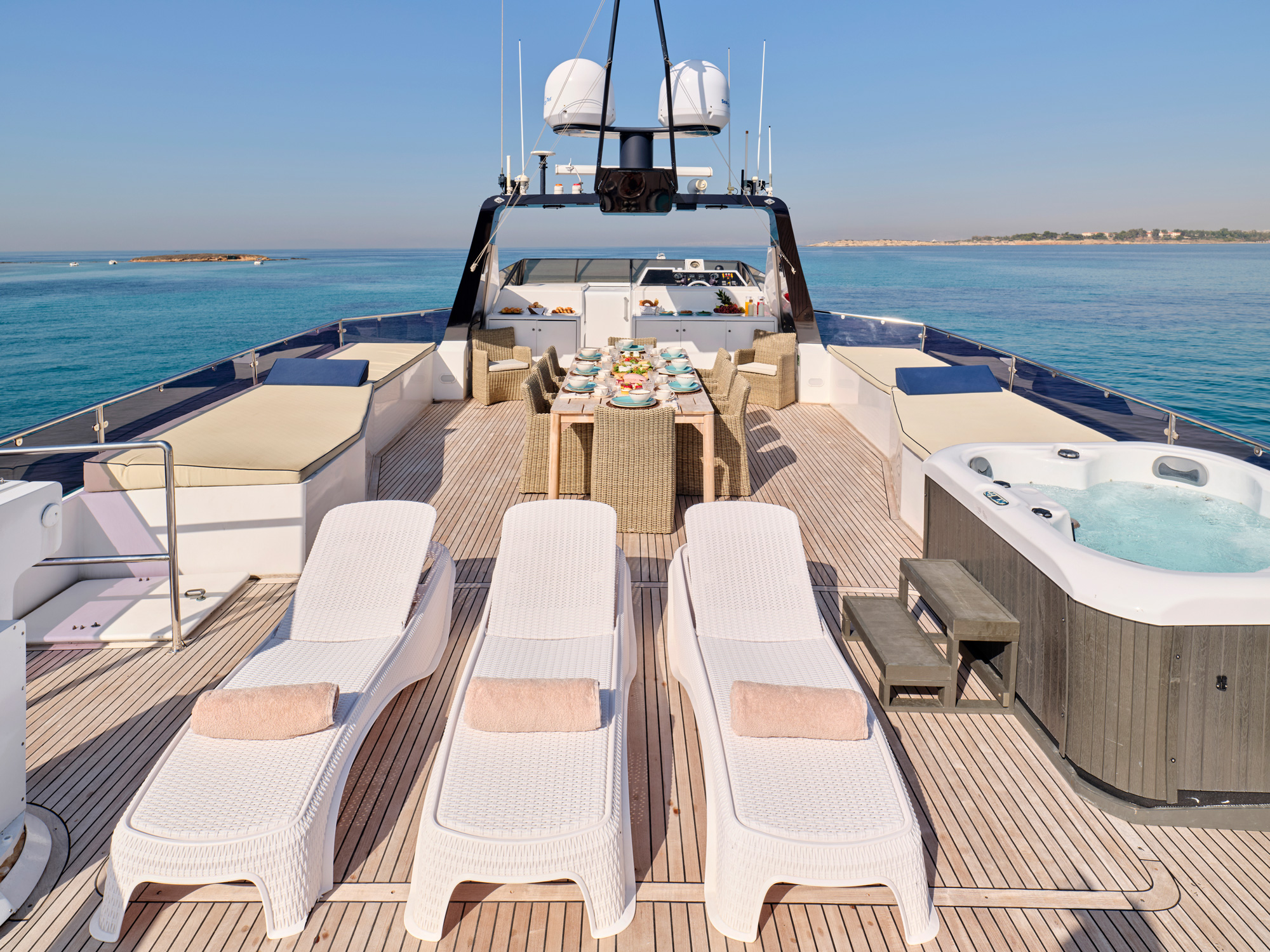 M/Y Lady Rina Yacht Charter