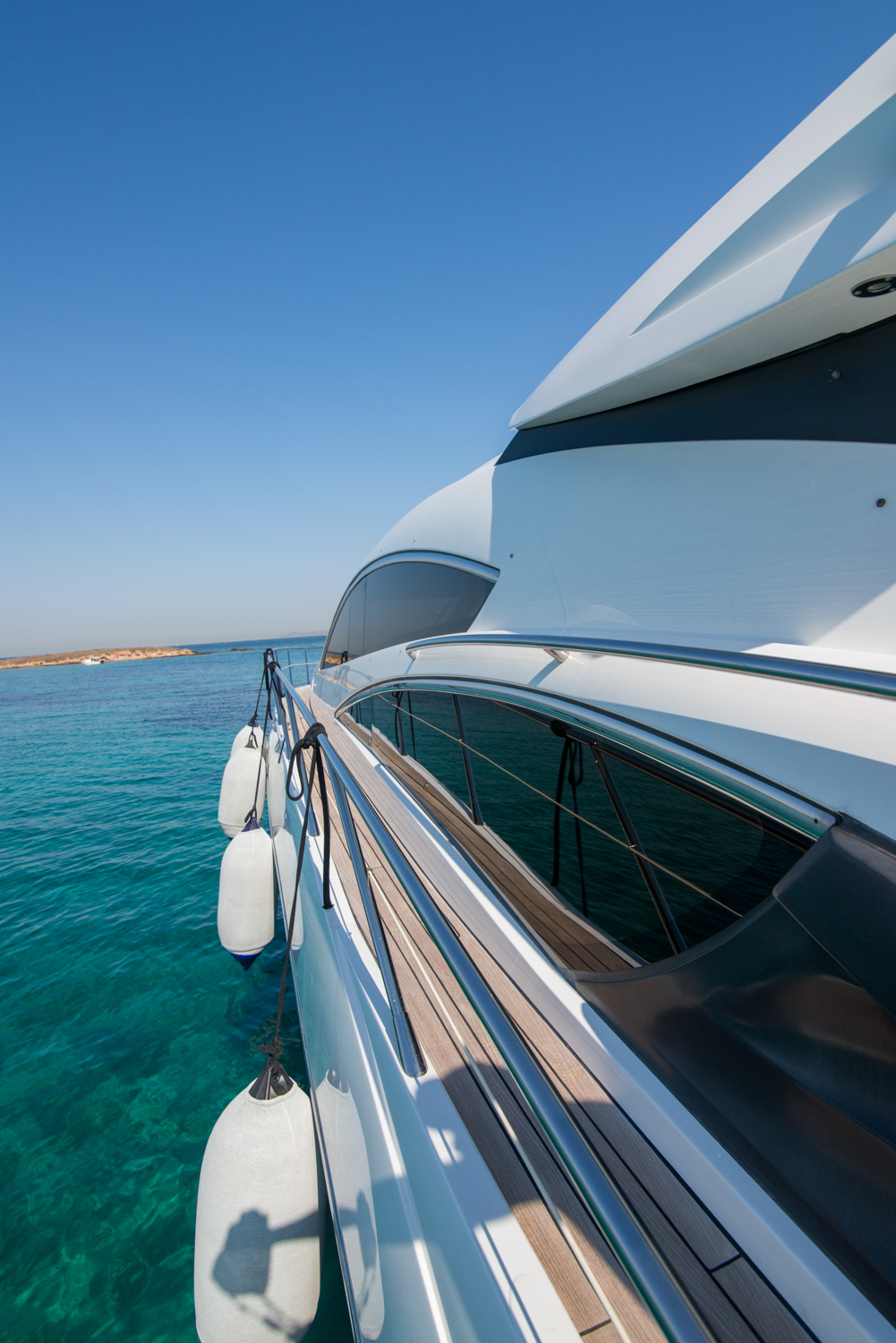 M/Y Elentari